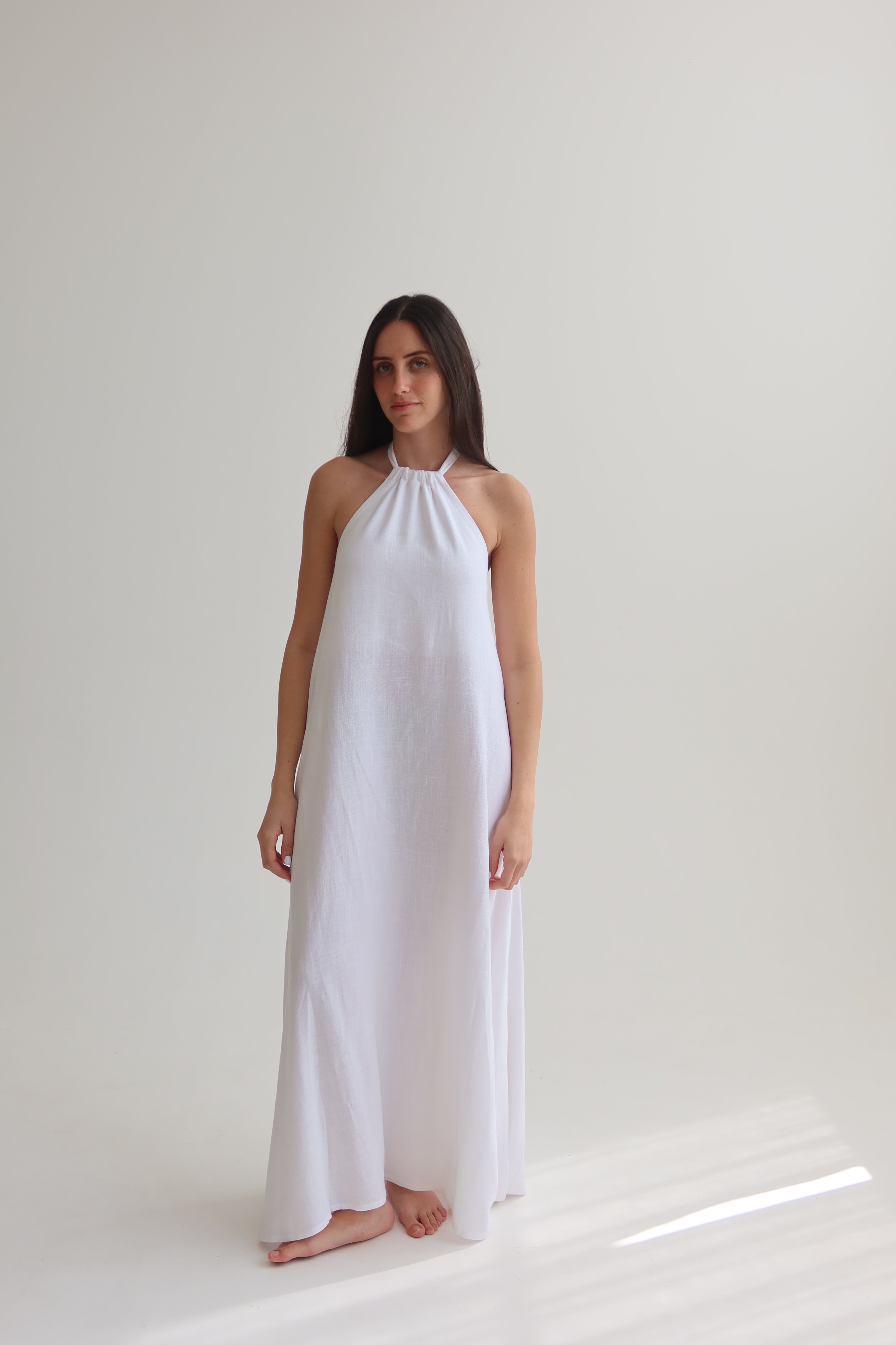 White collar maxi dress